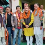 कटवाल में पांच कांग्रेस परिवारों ने थामा भाजपा का हाथ… कटवाल में पांच कांग्रेस परिवारों ने थामा भाजपा का हाथ…