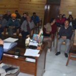 पोंटा साहिब में गणतंत्र दिवस कार्यक्रमों के सम्बन्ध में बैठक आयोजित… पोंटा साहिब में गणतंत्र दिवस कार्यक्रमों के सम्बन्ध में बैठक आयोजित…