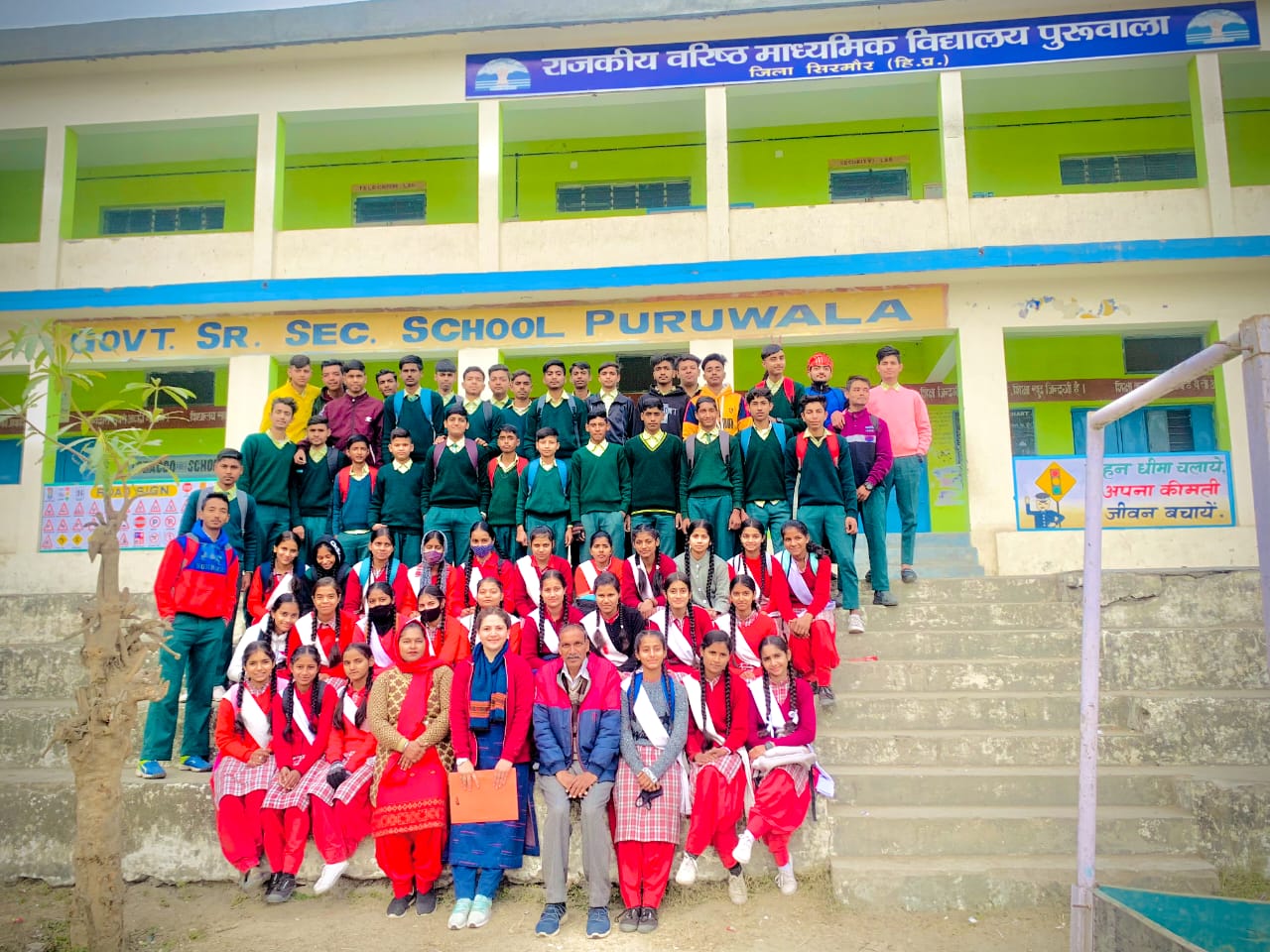 पुरुवाला स्कूल के टेलिकॉम विषय के विद्यार्थियों को ओ०जे०टी० के तहत किया प्रशिक्षित… पुरुवाला स्कूल के टेलिकॉम विषय के विद्यार्थियों को ओ०जे०टी० के तहत किया प्रशिक्षित…