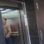 Lift बंद रखे जाने से संगड़ाह अस्पताल में मरीज तथा दिव्यांग सीढ़ियां चढ़ने पर मजबूर