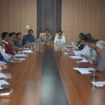 फोटोयुक्त मतदाता सूची के पुनरीक्षण में सहयोग करें सभी राजनीतिक दल -आर.के. गौतम फोटोयुक्त मतदाता सूची के पुनरीक्षण में सहयोग करें सभी राजनीतिक दल -आर.के. गौतम