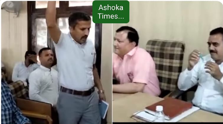 BDC सद्स्यों ने लगाए नारे …हमारी समस्याओं को इग्नोर न करे BDO…