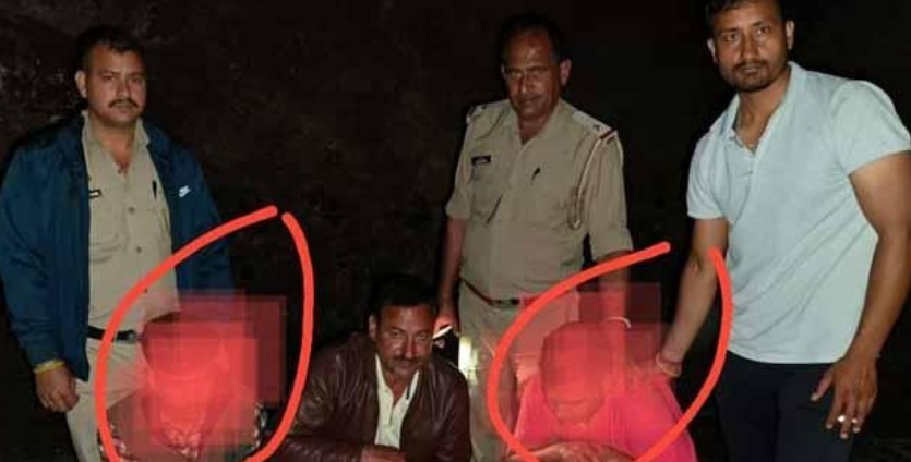 1 किलो से अधिक चरस के साथ 2 लोगों को किया गिरफ़्तार…. 1 किलो से अधिक चरस के साथ 2 लोगों को किया गिरफ़्तार….