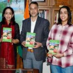 राज्यपाल द्वारा प्रो. सिम्मी अग्निहोत्री व डॉ. विजय सिंह की लिखित पुस्तक का विमोचन…