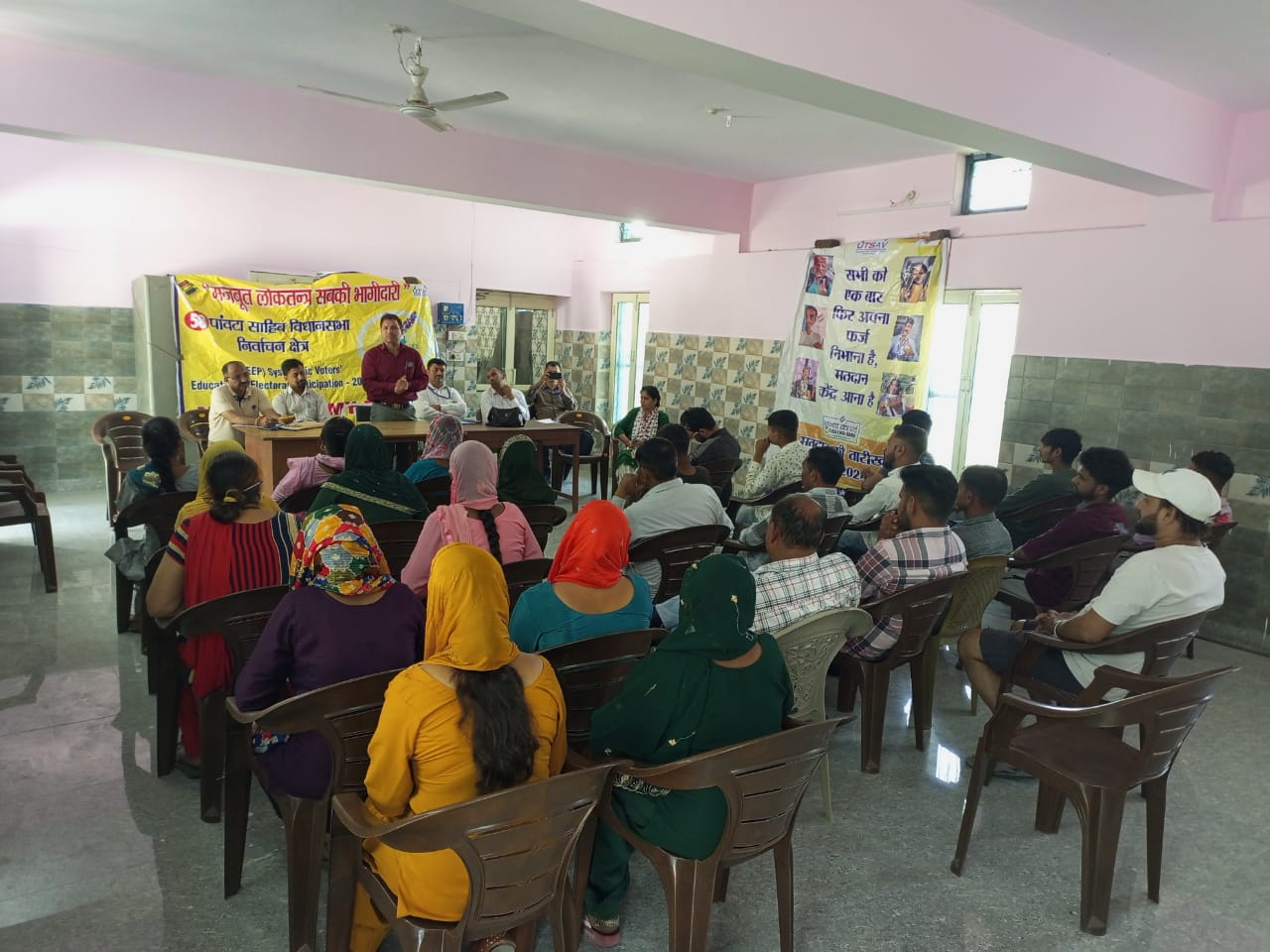 मज़बूत लोकतंत्र के लिए सबकी भागीदारी ज़रूरी -गुंजित चीमा मज़बूत लोकतंत्र के लिए सबकी भागीदारी ज़रूरी -गुंजित चीमा