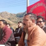 संगड़ाह मे 7वें दिन भी जारी रही पटवारियों की हड़ताल संगड़ाह मे 7वें दिन भी जारी रही पटवारियों की हड़ताल