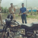 श्री रेणुका जी में ध्वनि प्रदूषण फैलाने वाले मोटर साईकिल पर कार्रवाई… श्री रेणुका जी में ध्वनि प्रदूषण फैलाने वाले मोटर साईकिल पर कार्रवाई…