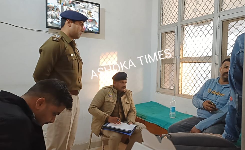 सनसनी…यूवक पर चलाई नकाब पोशो ने गोली…सीमाएं सील सनसनी…यूवक पर चलाई नकाब पोशो ने गोली…सीमाएं सील