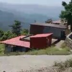 पूर्व प्रधान ने लगाए स्कूल के पास अवैध शराब बेचने के आरोप… 