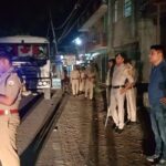 SP सिरमौर ने खुद संभाला मोर्चा…22 डंपर किए ज़ब्त….पढ़ें कैसे रात भर सड़कों पर डटे रहे जवान …
