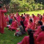 त्योहारों के सीजन में आशाओं की जेब खाली…5 महीने से नहीं मिला वेतन…