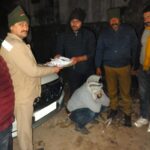 व्यक्ति से नशीली शीशियों सहित कुल 03 स्ट्रिप्स में कुल 72 नशीले कैप्सूल बरामद….