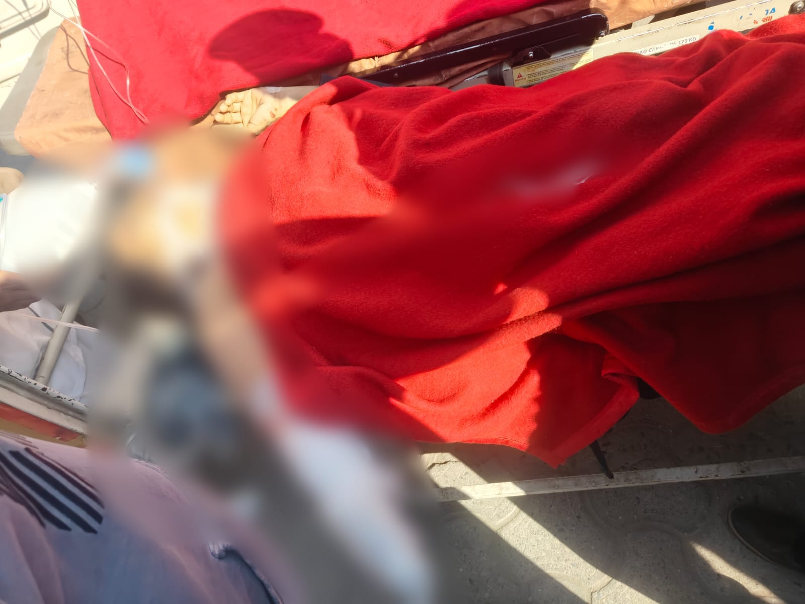 शिव मंदिर से पूजा कर लौट रही महिला को ट्रक ने कुचला, हालत बेहद गंभीर… 