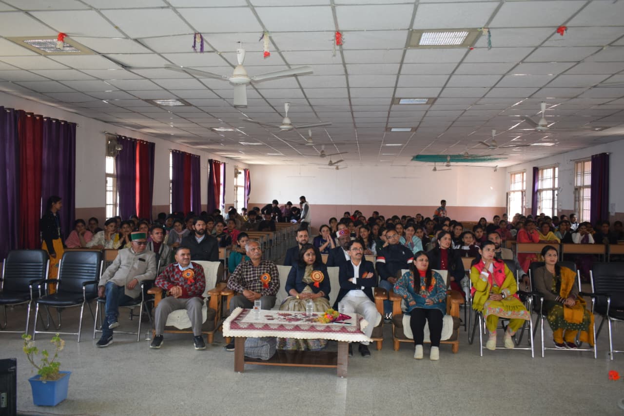 संगड़ाह महाविद्यालय में केंद्रीय छात्र परिषद समारोह का भव्य आयोजन