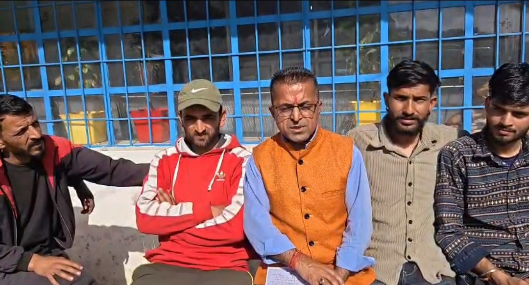 SDM कफोटा से की NH 707 निर्माण कार्य में अनियमितताओं की शिकायत…