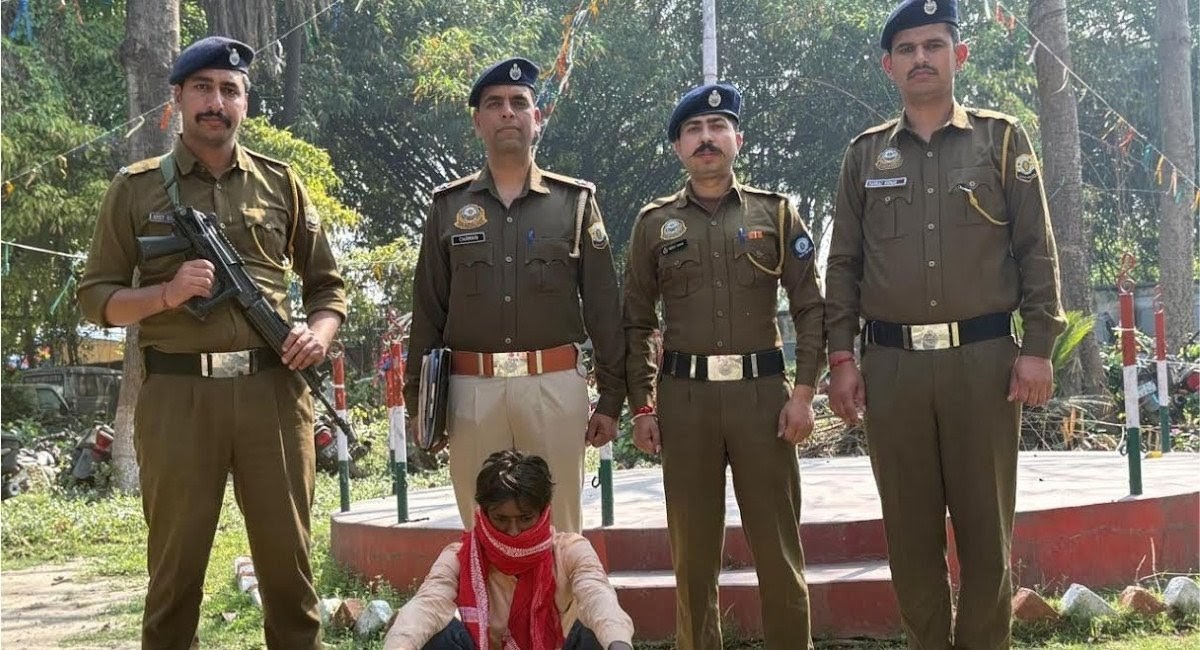 दोस्त की हत्या कर शव खेत में गड्ढे में दबाकर फरार हुआ आरोपी गिरफ्तार… दोस्त की हत्या कर शव खेत में गड्ढे में दबाकर फरार हुआ आरोपी गिरफ्तार…