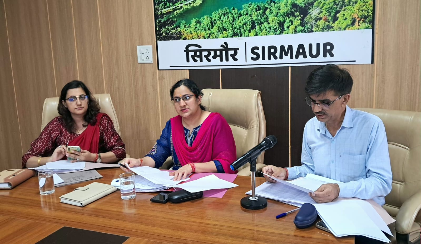 उपायुक्त की अध्यक्षता में जिला जल स्वच्छता मिशन समिति की बैठक आयोजित